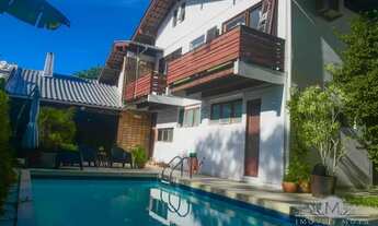 Imagem: FLORIANóPOLIS - Casa Padrão - Córrego