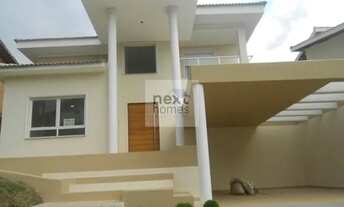 Imagem: Casa em condomínio fechado, 4 suítes e