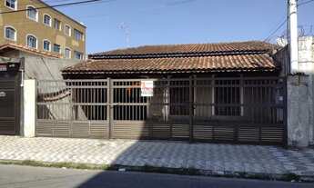 Imagem 2: Casa para Locação em Praia Grande, Ocian, 2 dormitórios, 1 suíte, 4 banheiros, 4 vagas