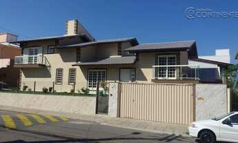 Imagem: Casa - 04 Dorm - 01 Vaga - Coqueiros - COD