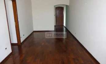 Imagem 2: Apto em ótimo local com sacada