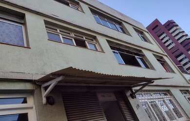 Imagem 2: Apartamento para aluguel possui 80 metros quadrados com 2 quartos em Meireles - Fortaleza