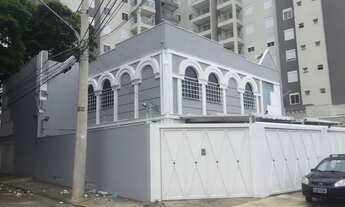 Imagem 4: Sobrado para aluguel e venda possui 340 metros quadrados com 1 quarto