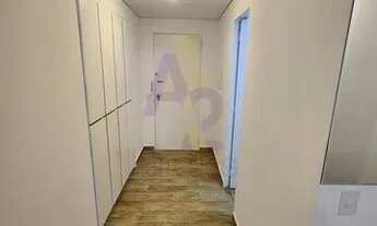 Imagem 3: Apartamento amplo, reformado com 2 dormitórios e vaga de garagem em ótima localização próx