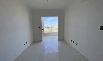 Imagem 3: FILHO ÚNICO | Na Ocian | Vista mar | Pronto para morar | Pertinho da praia | 2 Dorm