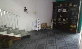 Imagem 3: Uma ótima casa de 3 quartos piscina 6 vagas de garagem próximo a Vista Alegre