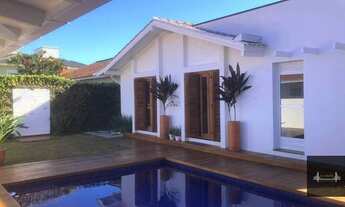 Imagem: Casa em Jurerê Internacional Próximo ao