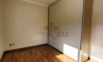 Imagem 3: Casa de condomínio para aluguel possui 500 metros quadrados com 5 quartos