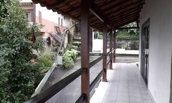 Imagem 4: Casa para Venda em Niterói, Jardim Imbuí, 5 dormitórios, 2 suítes, 3 banheiros, 3 vagas