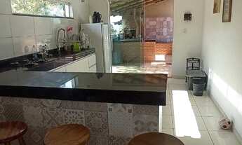 Imagem 7: Chácara em Crucilândia/MG Casa com acabamento de primeira com piscina