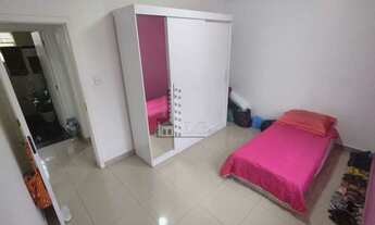 Imagem 6: Apartamento térreo reformado com 3 quartos, quintal grande e garagem