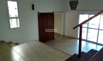 Imagem 4: Casa de condomínio para aluguel possui 300 metros quadrados com 3 quartos