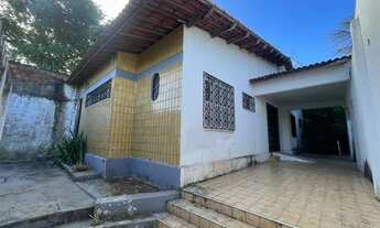 Imagem 2: Casa com 375m2, perto da av Rogaciano Leite e Câmara Municipal