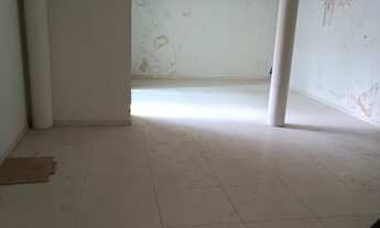 Imagem 5: LM aluga Casa Comercial ao lado do Hiper de Casa Forte com 9 salas e e banheiros R$ 12.000