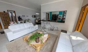 Imagem 6: Casa Condomínio em Jacareí