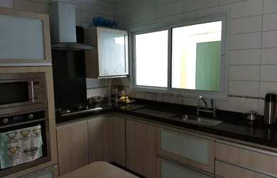 Imagem 5: Casa para venda 3 suítes com sacada, repleta de armários, quintal , churrasqueira na na Á