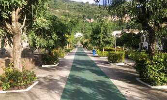 Imagem 5: Jazigo perpétuo duplo com 8,25 m2. Ótima localização, perto de Tom Jobim e Santos Dumont!