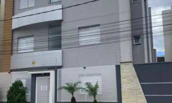 Imagem: Aluga se Kitinete R$ 600.00 região central