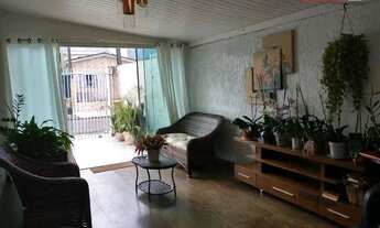 Imagem 2: Residencia ampla, com 04 quartos, em localização tranquila