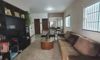 Imagem 2: Casa para venda com 180 metros quadrados com 2 quartos em Piatã - Salvador - Bahia