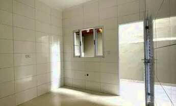 Imagem 7: Sobrado com 2 dormitórios com quintal praia grande