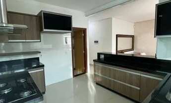 Imagem 7: Casa para Venda em Uberlândia, Granada, 5 dormitórios, 4 suítes, 2 banheiros, 4 vagas