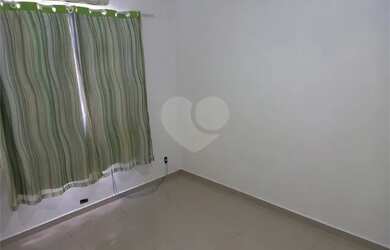 Imagem 6: Apartamento, dois dormitórios,uma vaga de garagem, andar baixo. [VP