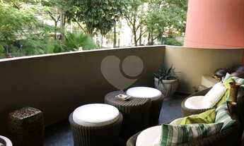 Imagem 2: Apartamento de 4 dorm. / 4 suítes / 3 vagas - 218 m2