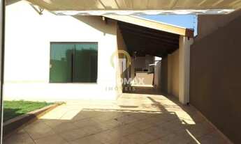 Imagem 3: Casa com 2 dormitórios à venda, por R$ 300.000 - COHAB - Ourinhos/SP