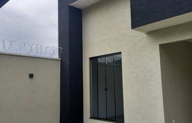 Imagem 4: Casa para venda com 142 metros quadrados com 3 quartos em Residencial Petrópolis - Goiânia