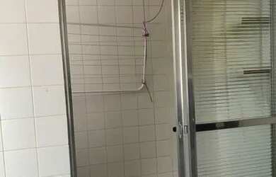 Imagem 2: Apartamento para aluguel com 75 metros quadrados com 2 quartos em Centro - Petrópolis - RJ