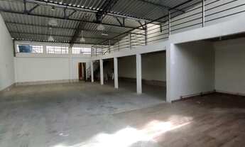 Imagem 2: Galpão/Depósito/Armazém para aluguel com 231 m² em Benfica - Juiz de Fora/MG