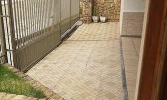 Imagem 2: Casa no Quintas das Avenidas, 4 quartos, sala 2 amb, cozinha, área de serviços e espaço go