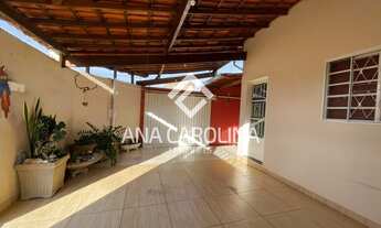 Imagem 2: LL - Casa para venda possui 190 metros quadrados com 2 quartos em Antônio Pimenta