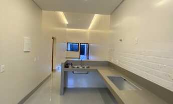 Imagem 6: Casa térrea de 3 suítes plenas de 147m² de construção no Jardim Atlântico