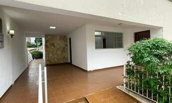 Imagem 4: Casa Comercial para Locação em Presidente Prudente, Bosque, 4 dormitórios, 1 banheiro, 10