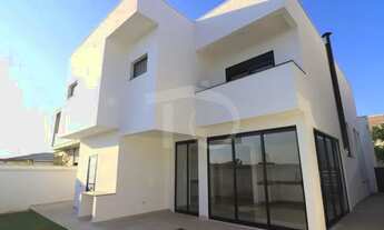 Imagem: Lindo sobrado no Residencial Central Parque