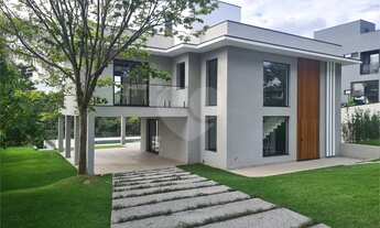 Imagem: Imóvel Recém Construído em Condomínio