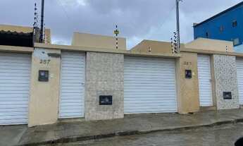 Imagem 2: Alugo Casa com 03 Quartos no Bairro Castelo Branco - Imperdível