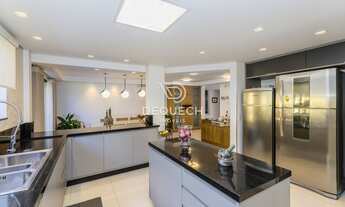 Imagem 5: Belíssima casa com terreno de 1400m2 !!!