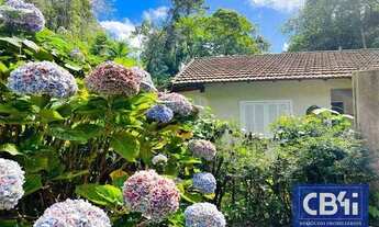 Imagem 2: Essa casa fica num local que é considerado um sonho para quem quer tranquilidade e harmoni