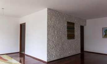 Imagem 2: Casa para Aluguel - Jardim do Mar, 4 Quartos, 190 m2