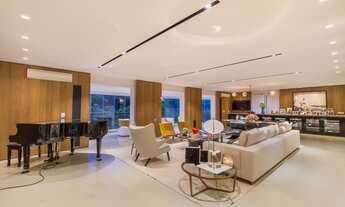 Imagem 6: Apartamento possui 470 metros quadrados, com 4 quartos ,sendo 4 suítes , varanda gourmet