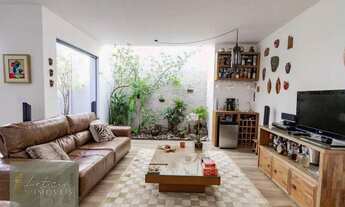 Imagem: Casa com 3 dormitórios à venda, 220 m²