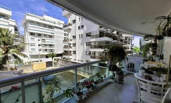 Imagem 3: Vendo excelente apartamento em Charitas com 2 quartos amplos, sendo um deles suíte, prédio