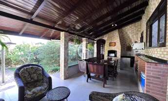 Imagem 4: Residência no Saguaçu em Condomínio Fechado