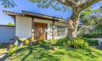 Imagem: PORTO ALEGRE - Casa Padrão - Três Figueiras