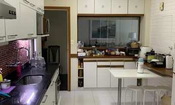 Imagem 6: Apto para venda possui 225 mts com 4 quartos 1 vaga em Lagoa - Rio de Janeiro - RJ