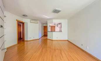 Imagem 4: Apartamento com 3 Dormitorio(s) localizado(a) no bairro Vila Ipiranga em Porto Alegre