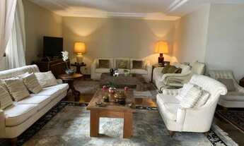 Imagem 2: Maravilhoso na melhor localização de Moema nobre 300 m², 3 suítes, 4 vagas e depósito!!